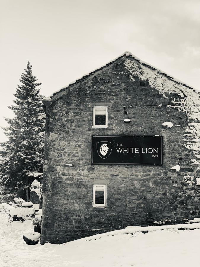 The White Lion Inn Buckden  Ngoại thất bức ảnh