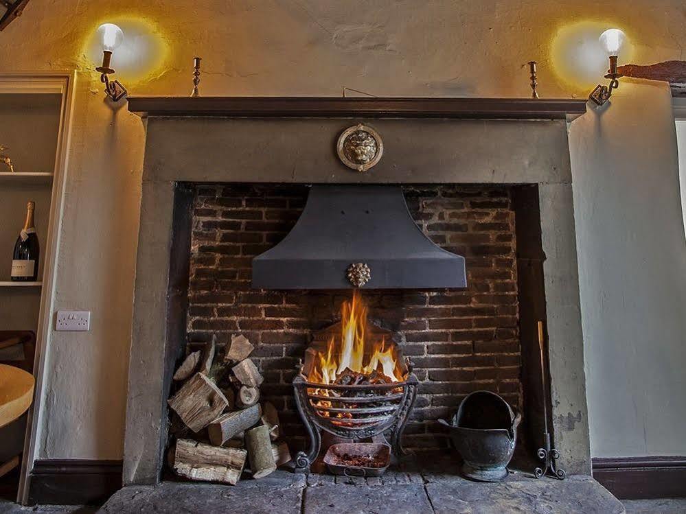 The White Lion Inn Buckden  Ngoại thất bức ảnh