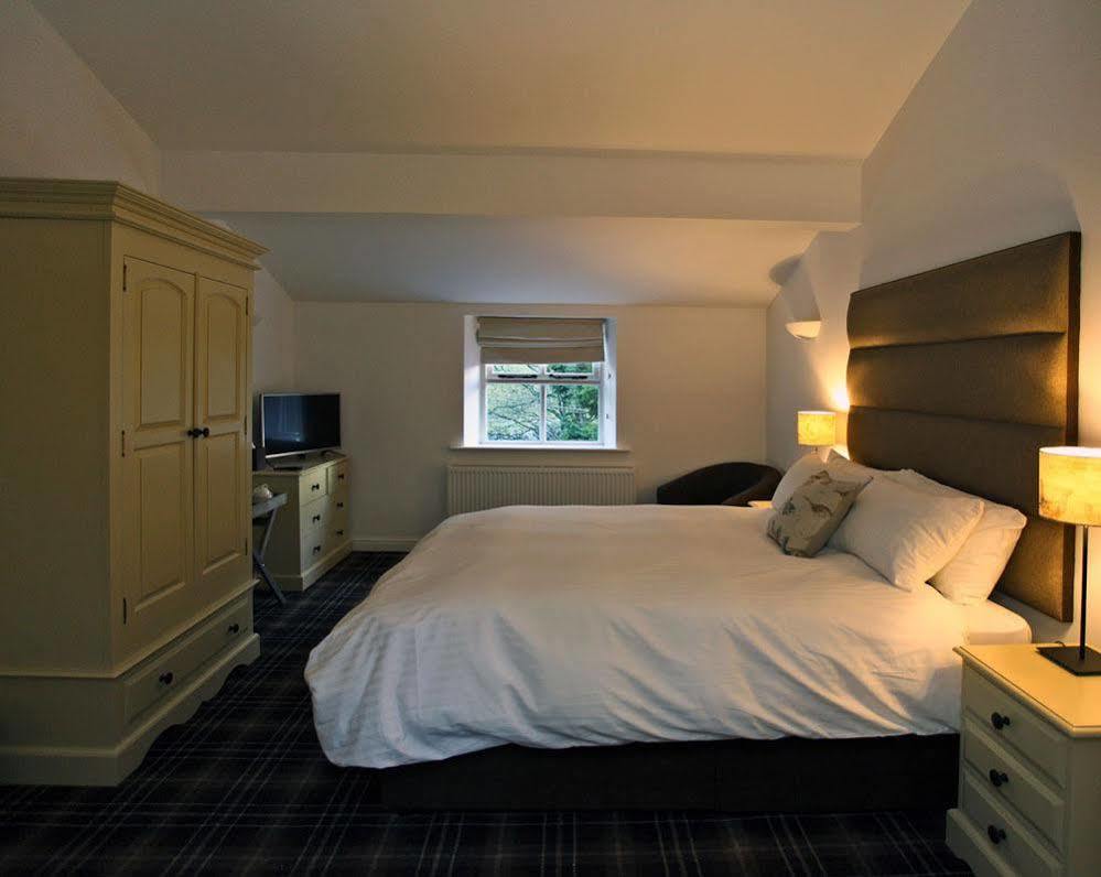 The White Lion Inn Buckden  Ngoại thất bức ảnh