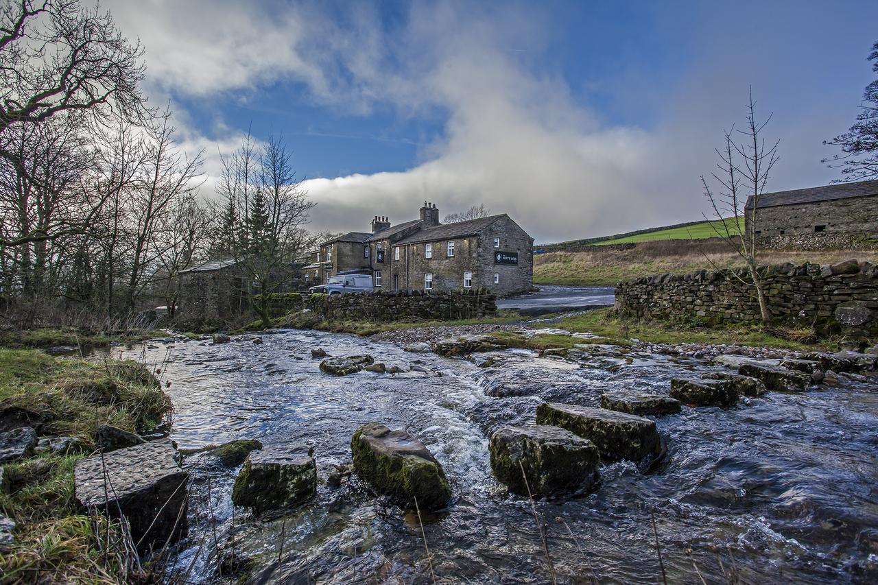 The White Lion Inn Buckden  Ngoại thất bức ảnh