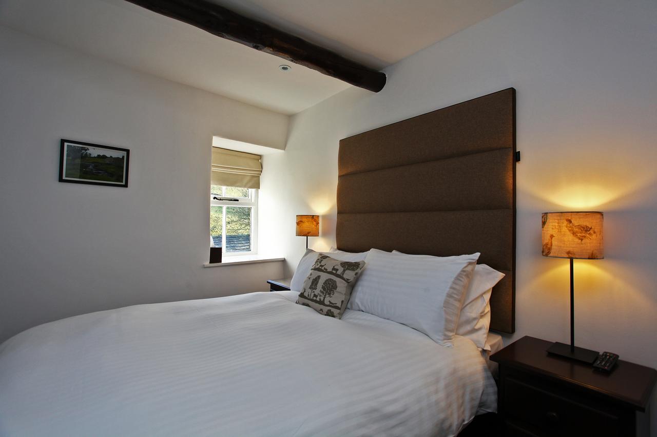 The White Lion Inn Buckden  Ngoại thất bức ảnh